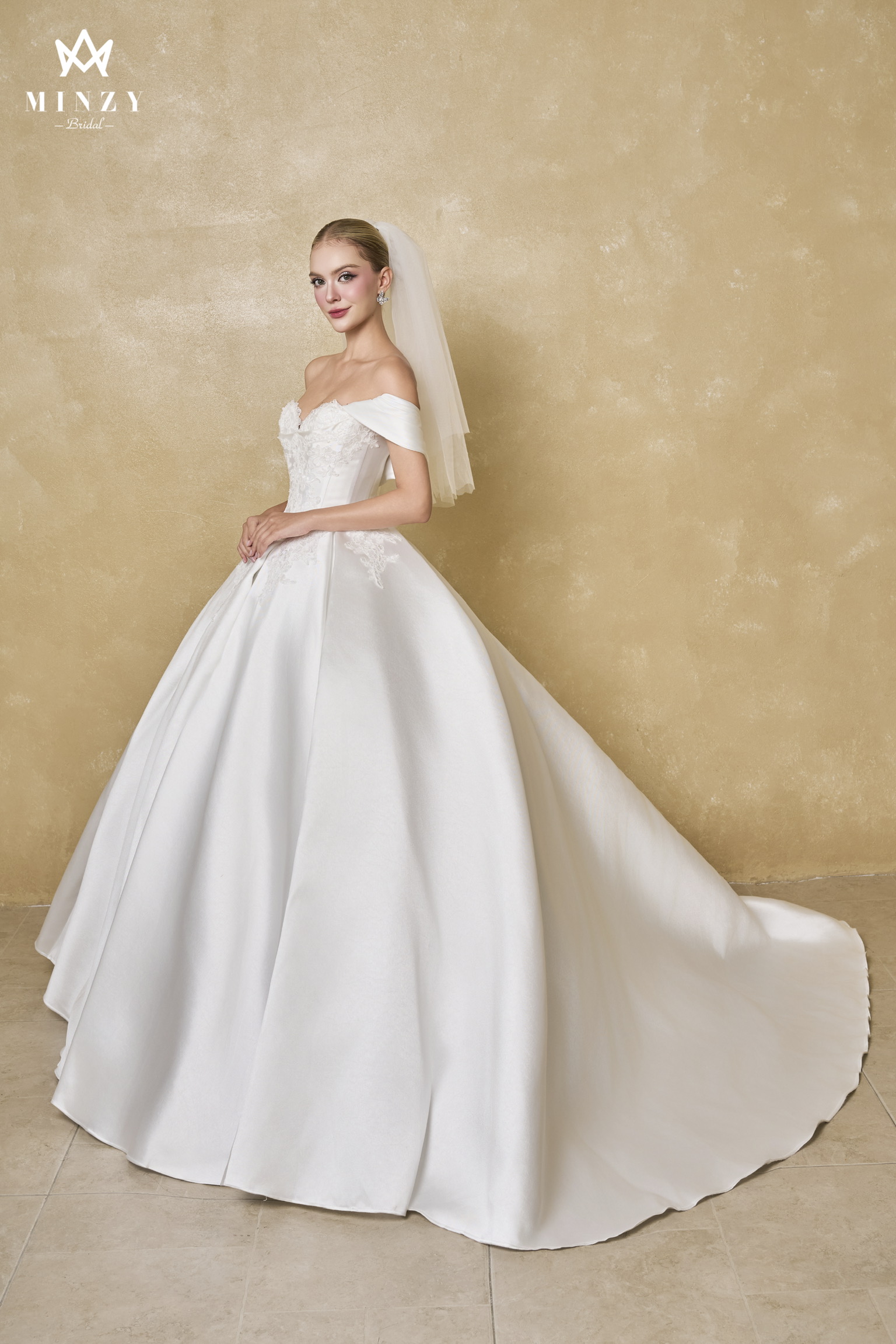 Elegant 158