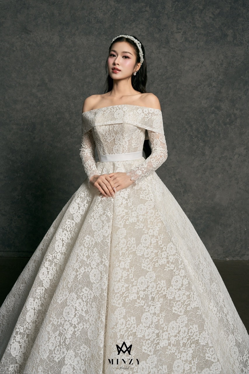 Elegant 77