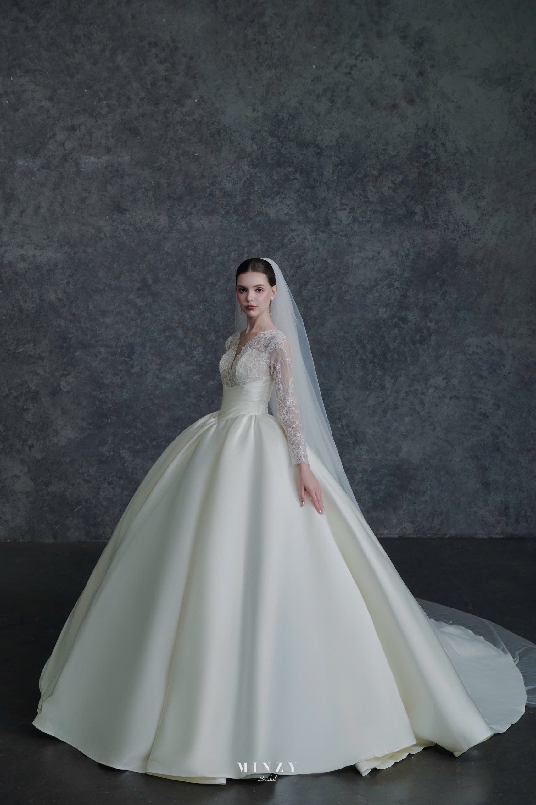 Elegant 251