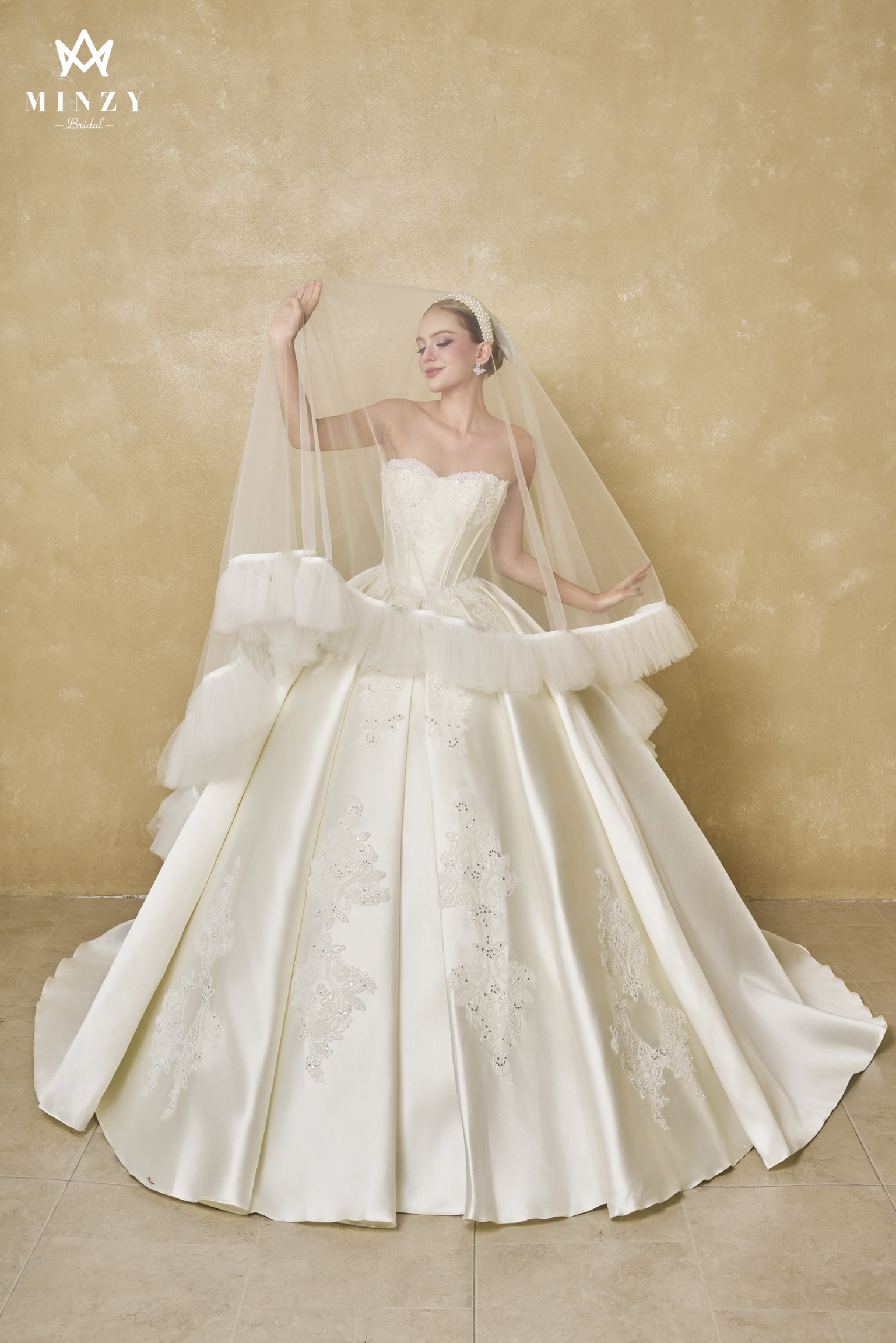 Elegant 159