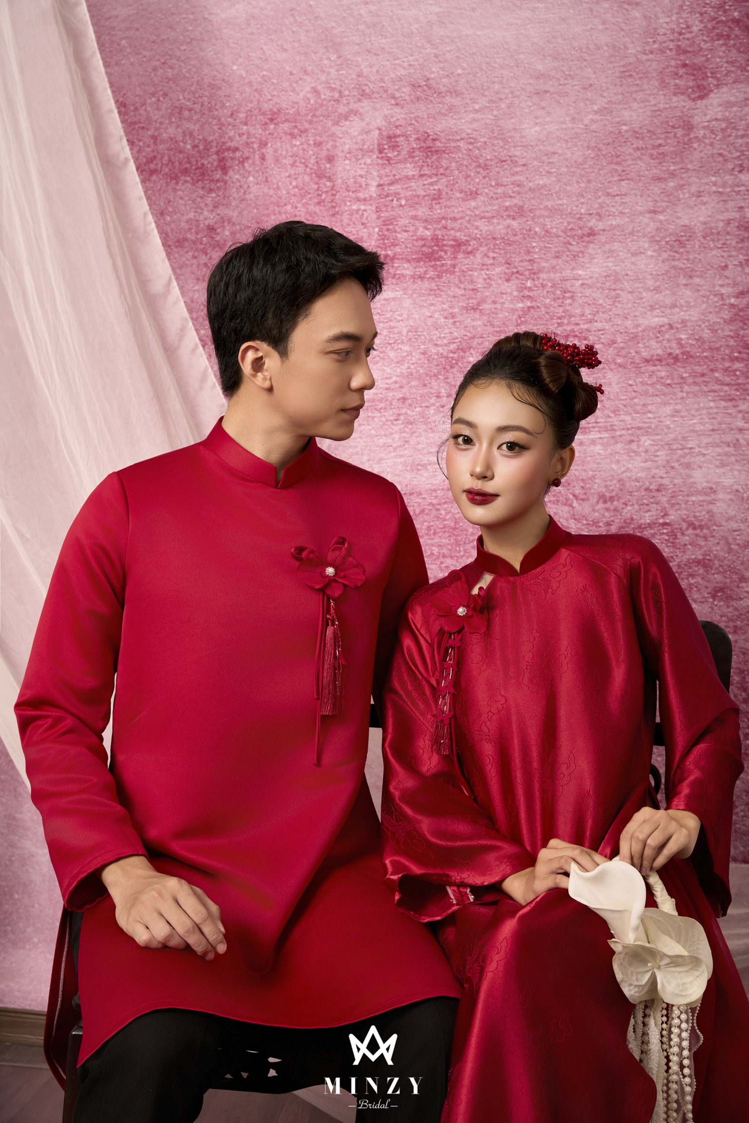 Áo dài cặp đỏ xuông 40