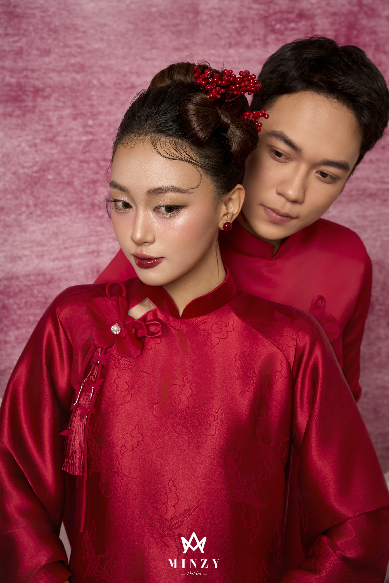 Áo dài cặp đỏ xuông 40