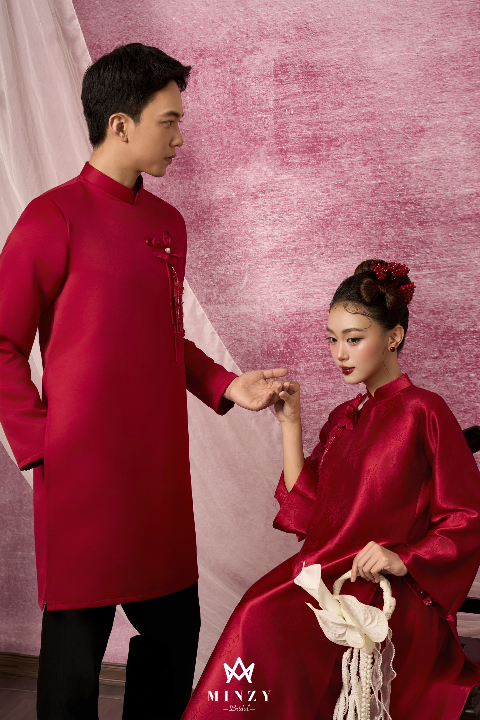 Áo dài cặp đỏ xuông 40