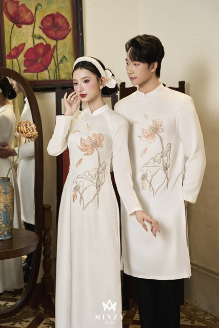 Áo dài cặp trắng 57