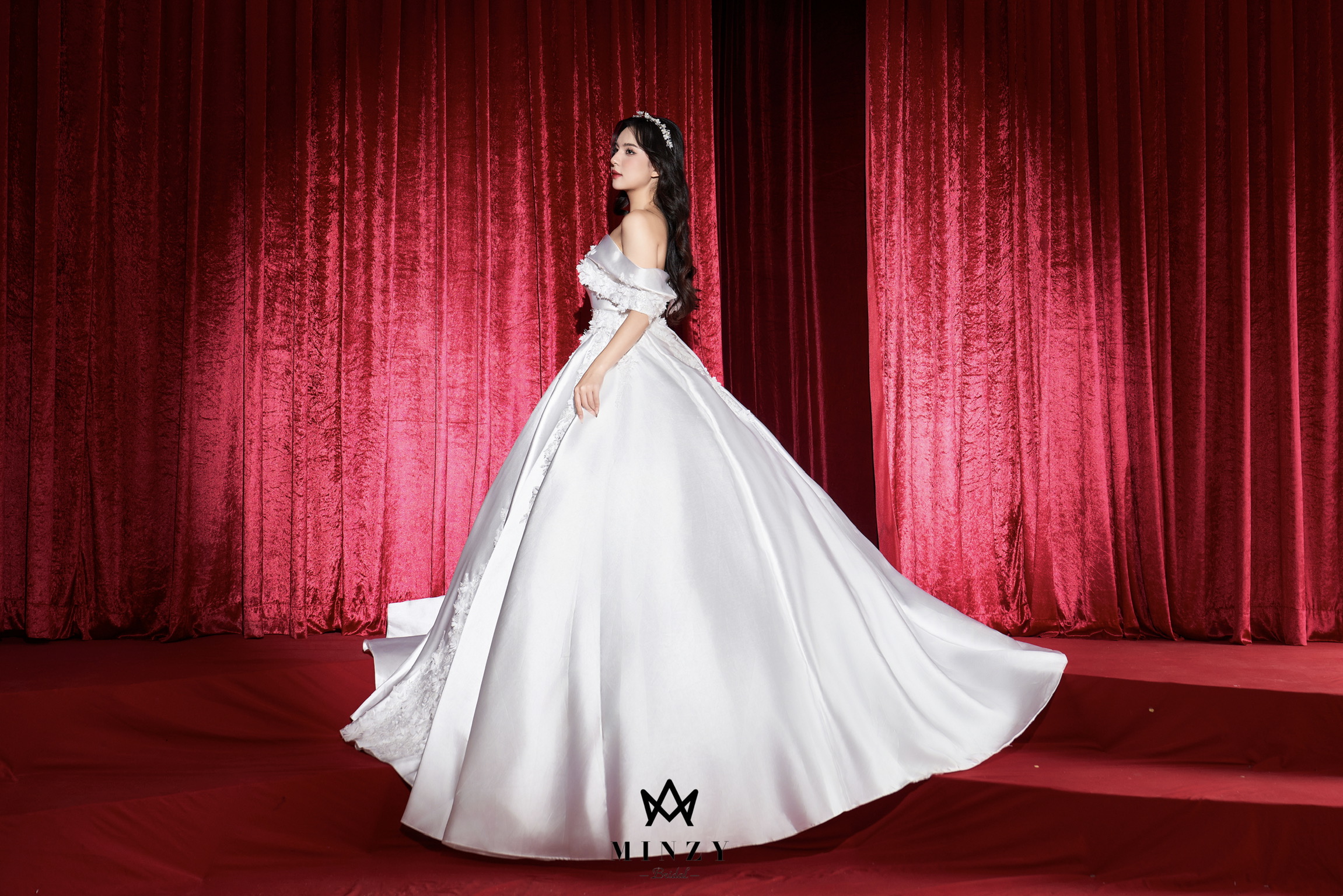 Elegant 07
