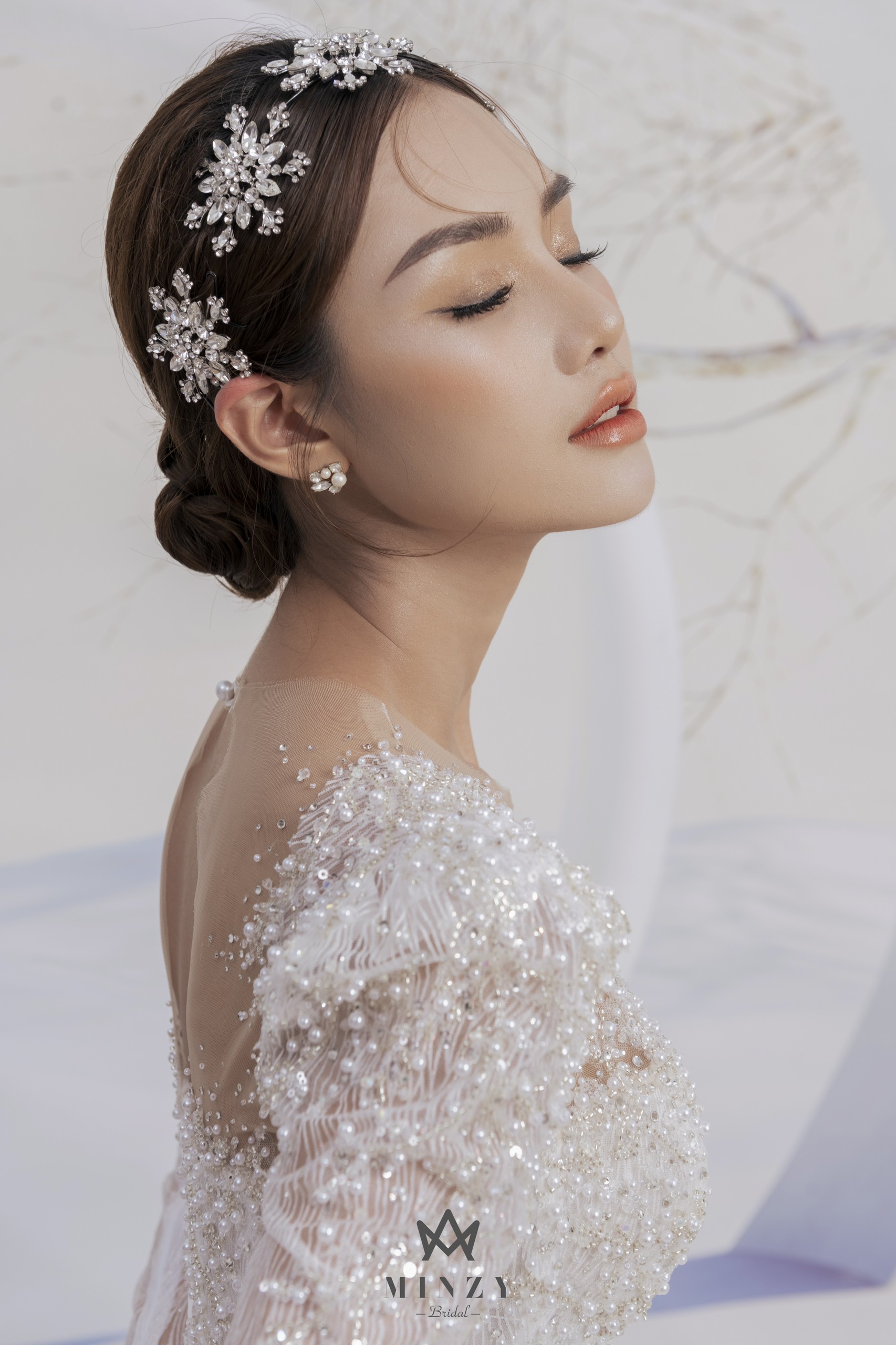 Haute Limited 03