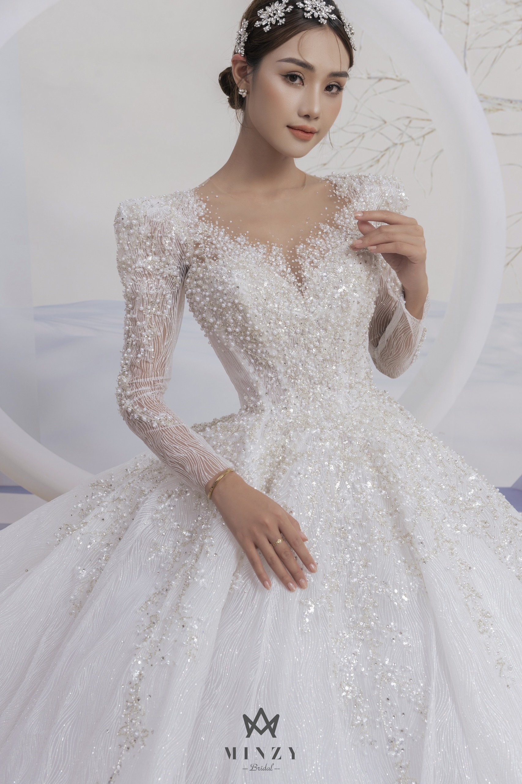 Haute Limited 03