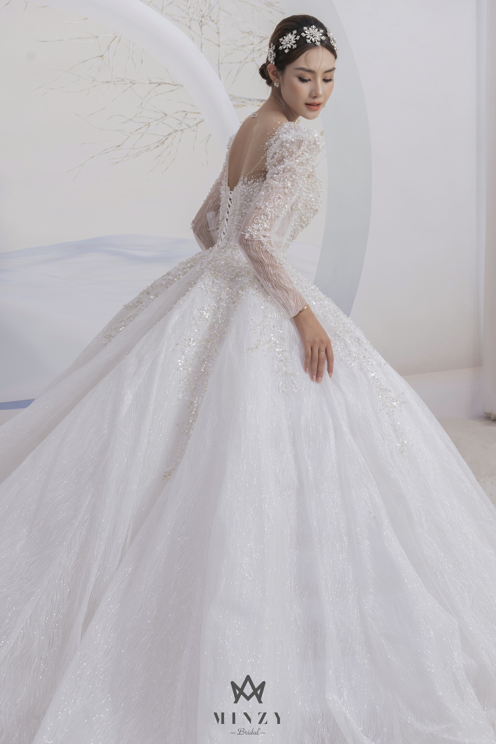 Haute Limited 03