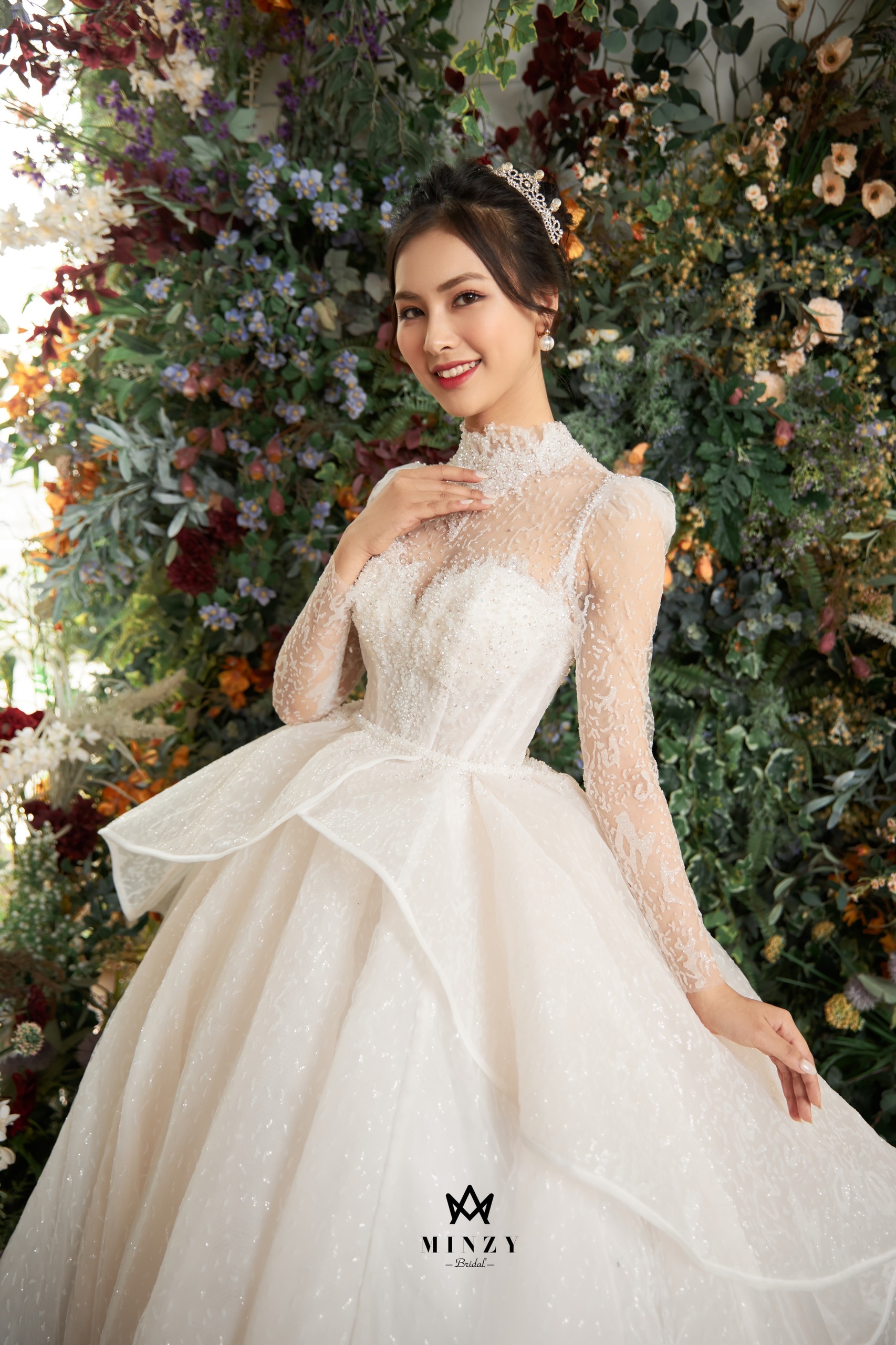 TRÀO LƯU MUA VÁY CƯỚI CỦA CÁC CÔ DÂU HIỆN ĐẠI – IDY WEDDING STORE