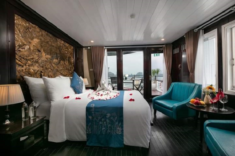 DU THUYỀN HẠ LONG LA REGINA ROYAL - TUYẾN HẠ LONG (2 NGÀY 1 ĐÊM)