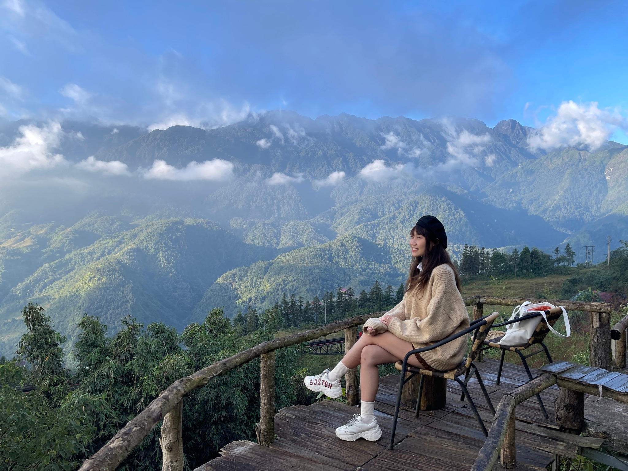COMBO LÁ ĐỎ HOMESTAY
