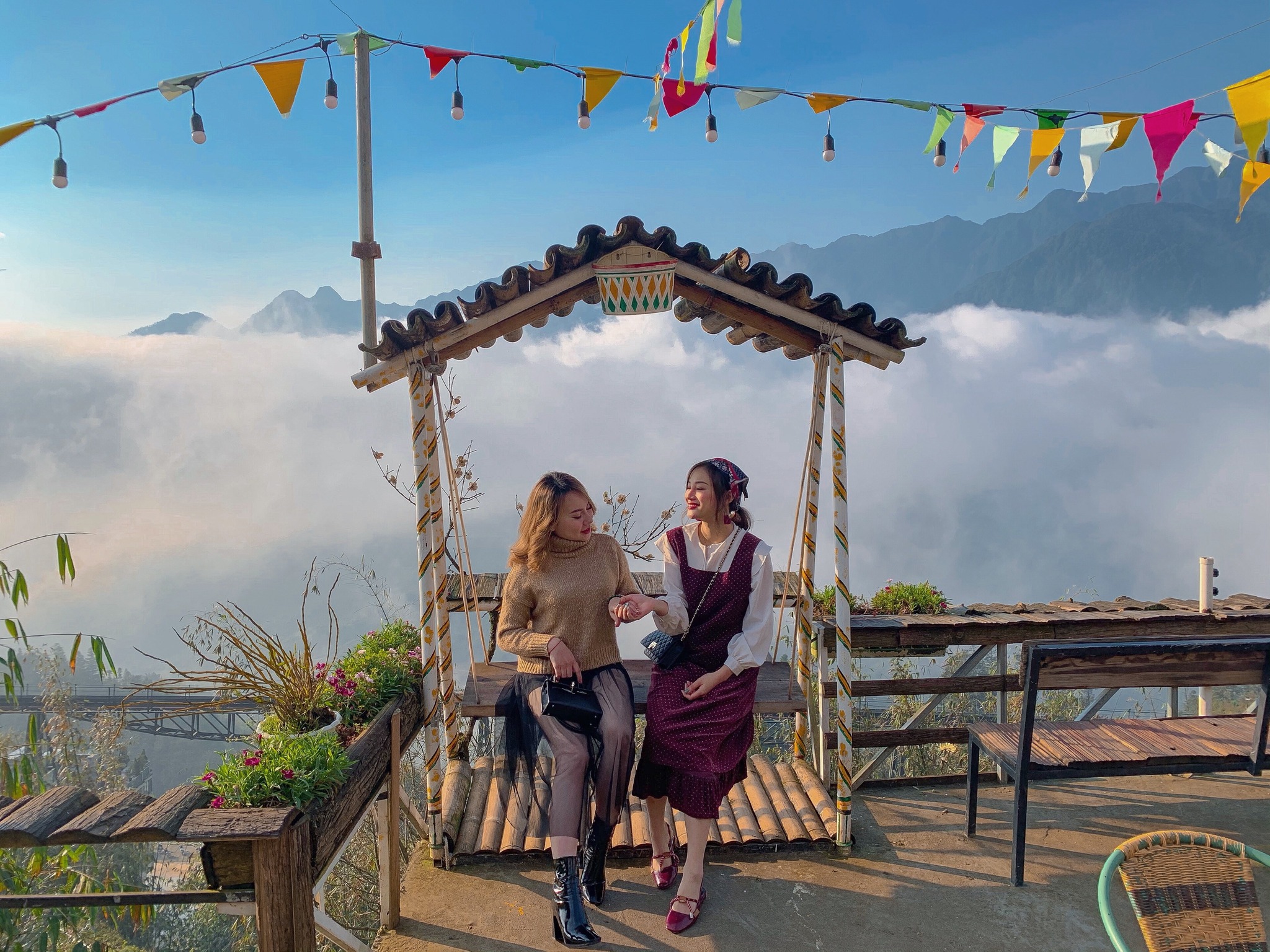 COMBO LÁ ĐỎ HOMESTAY