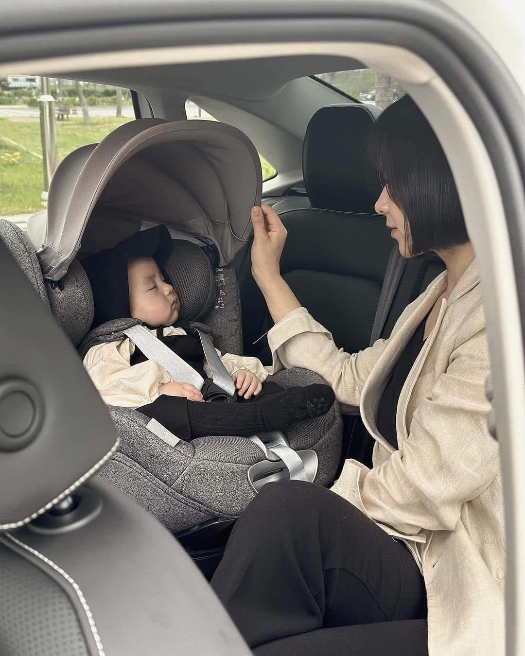 GHẾ NGỒI Ô TÔ PLATINUM SIRONA T i-SIZE PLUS - CYBEX