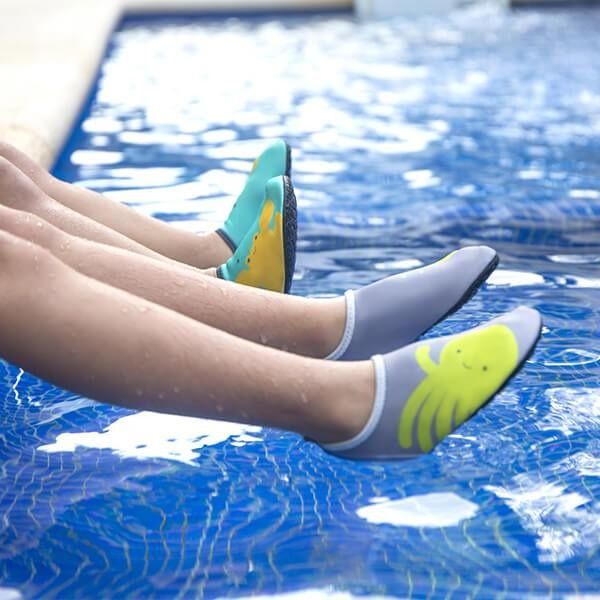 GIÀY ĐI BƠI CHO BÉ SHOOZ - BBLUV