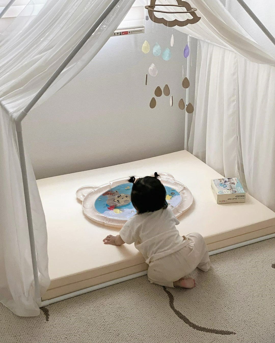 Thảm nước cho bé