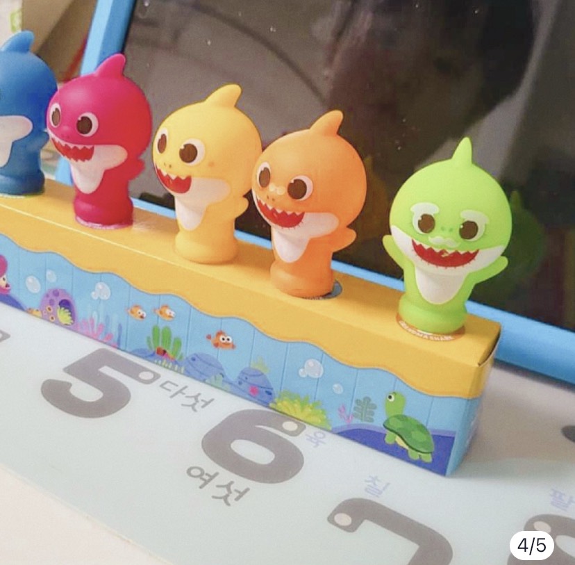 ĐỒ CHƠI NGÓN TAY BABY SHARK - MADE IN KOREA