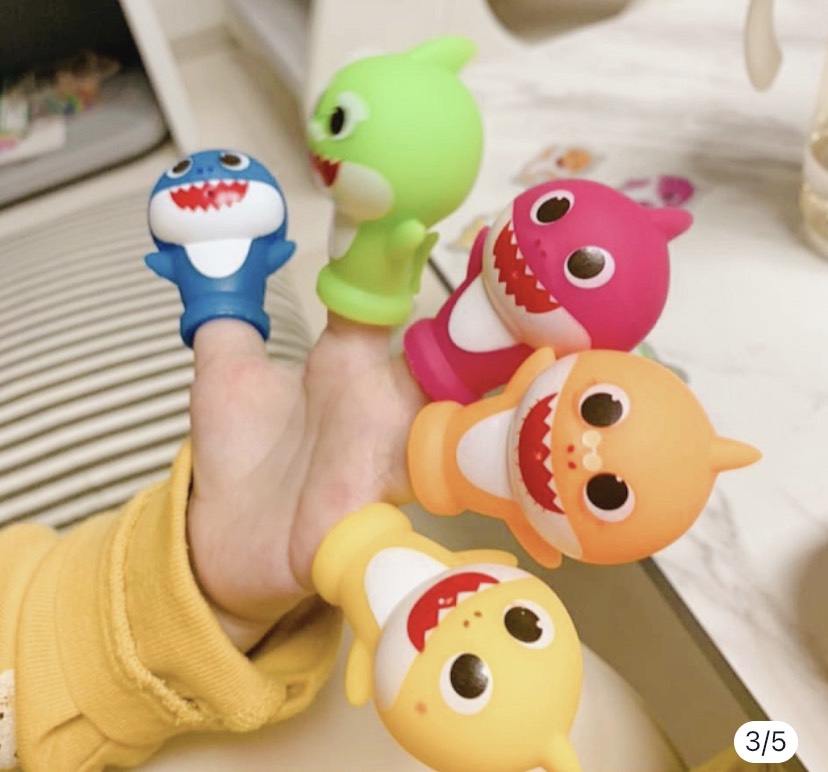 ĐỒ CHƠI NGÓN TAY BABY SHARK - MADE IN KOREA