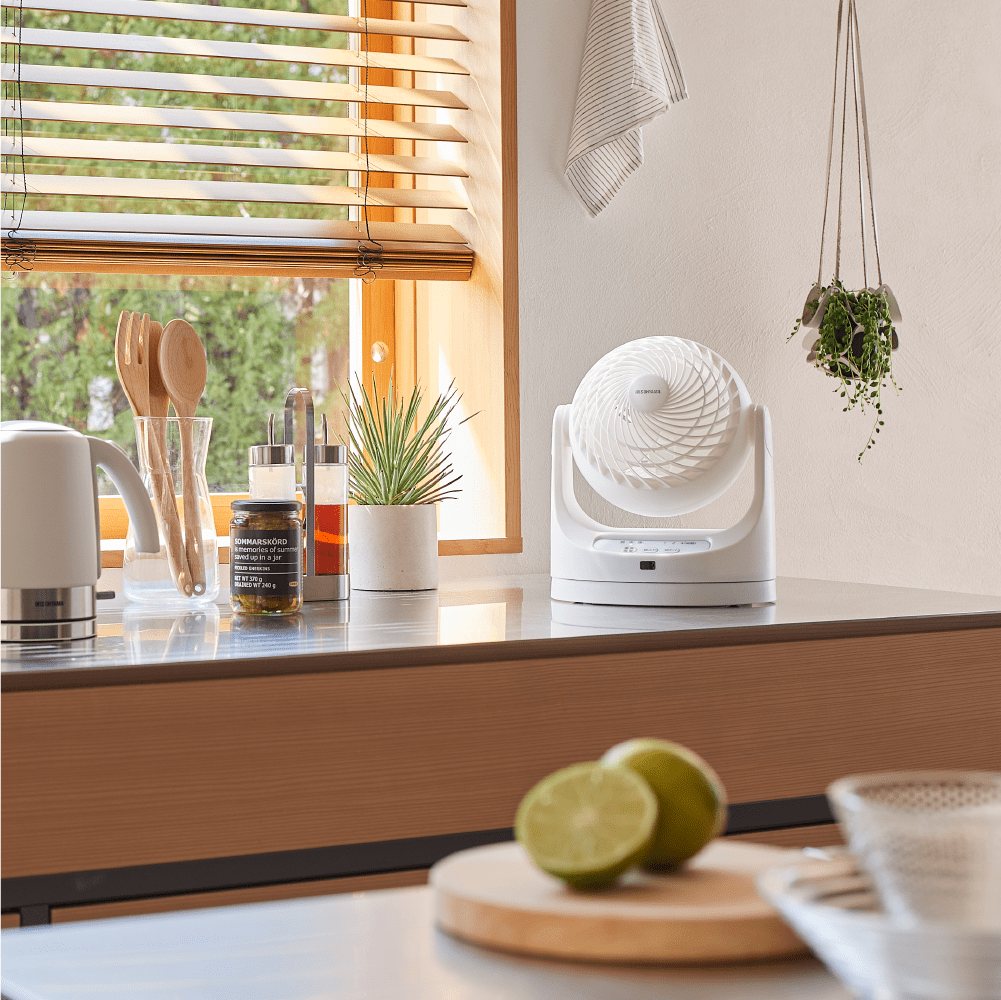 QUẠT ĐỐI LƯU KHÔNG KHÍ MKC15 - IRIS OHYAMA