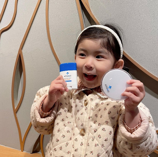 STICK CHỐNG NẮNG THUẦN CHAY OXYGEN CHO BÉ (SPF 50 PA++++) (6M+) - ATONO2