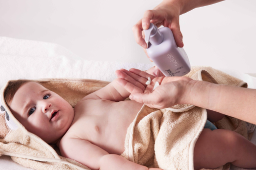 SỮA DƯỠNG ẨM MỀM MỊN - B.BOX