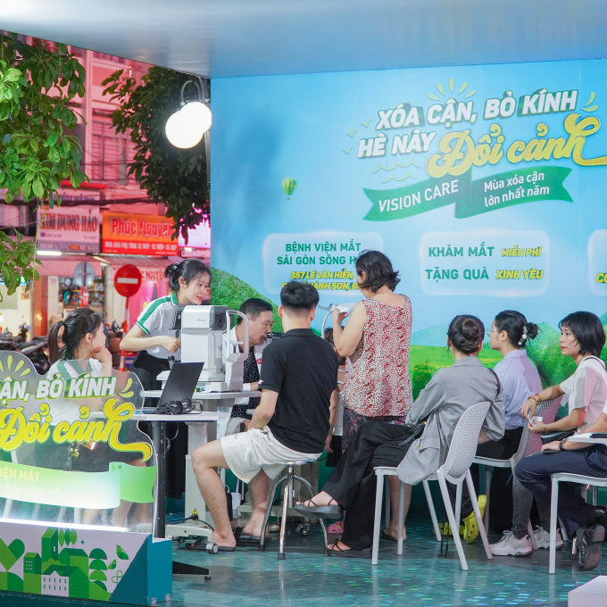 Bệnh viện Mắt Sài Gòn Sông Hàn khám mắt cho cộng đồng