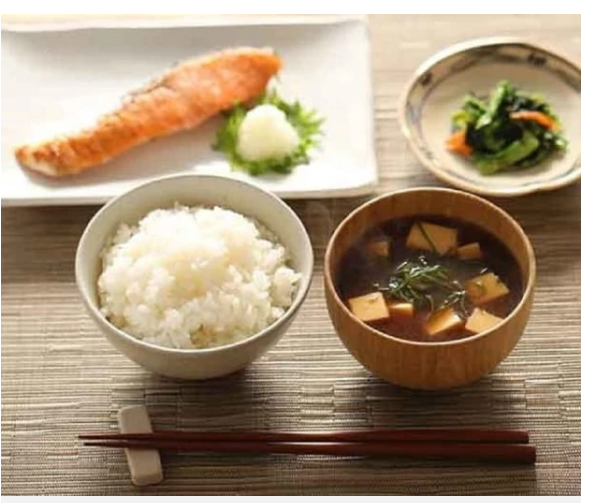 Tại sao ở Nhật không có cửa hàng ăn sáng? Tại sao ở Nhật không có cửa hàng ăn sáng?
