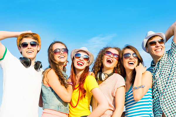 Hè Đừng Chăm Da Mà Quên Mắt: Bác Sĩ Tiết Lộ Lý Do! Hè Đừng Chăm Da Mà Quên Mắt: Bác Sĩ Tiết Lộ Lý Do!