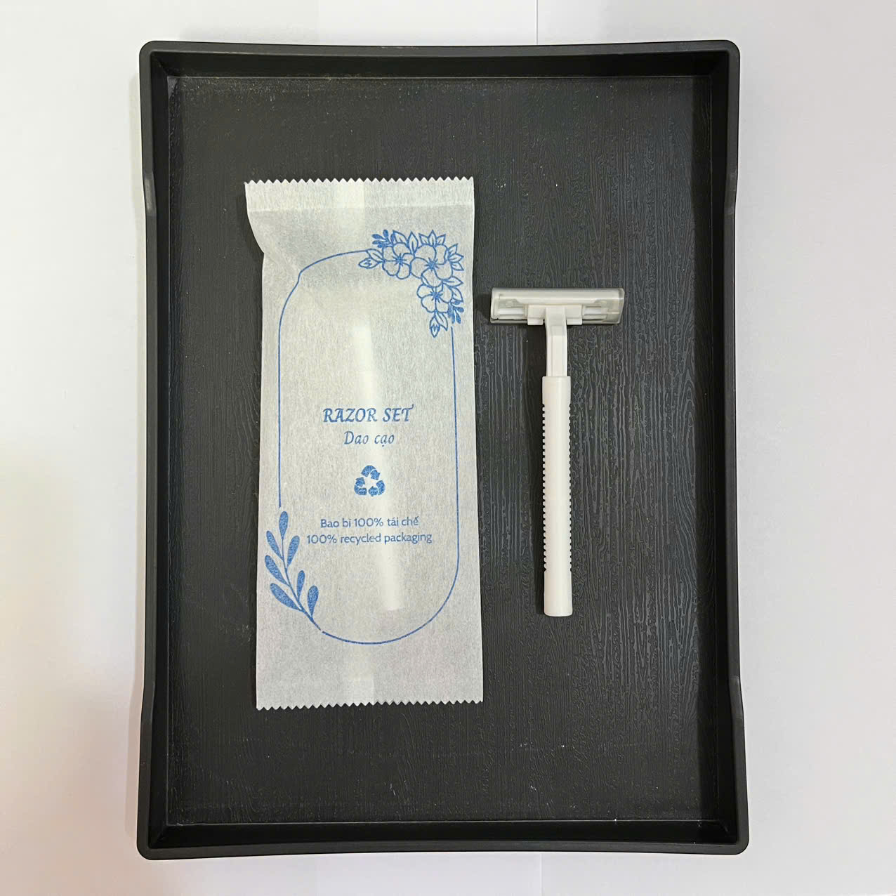 Bộ đồ dùng khách sạn Amenities túi vải không dệt ruột nhựa bịch 100c