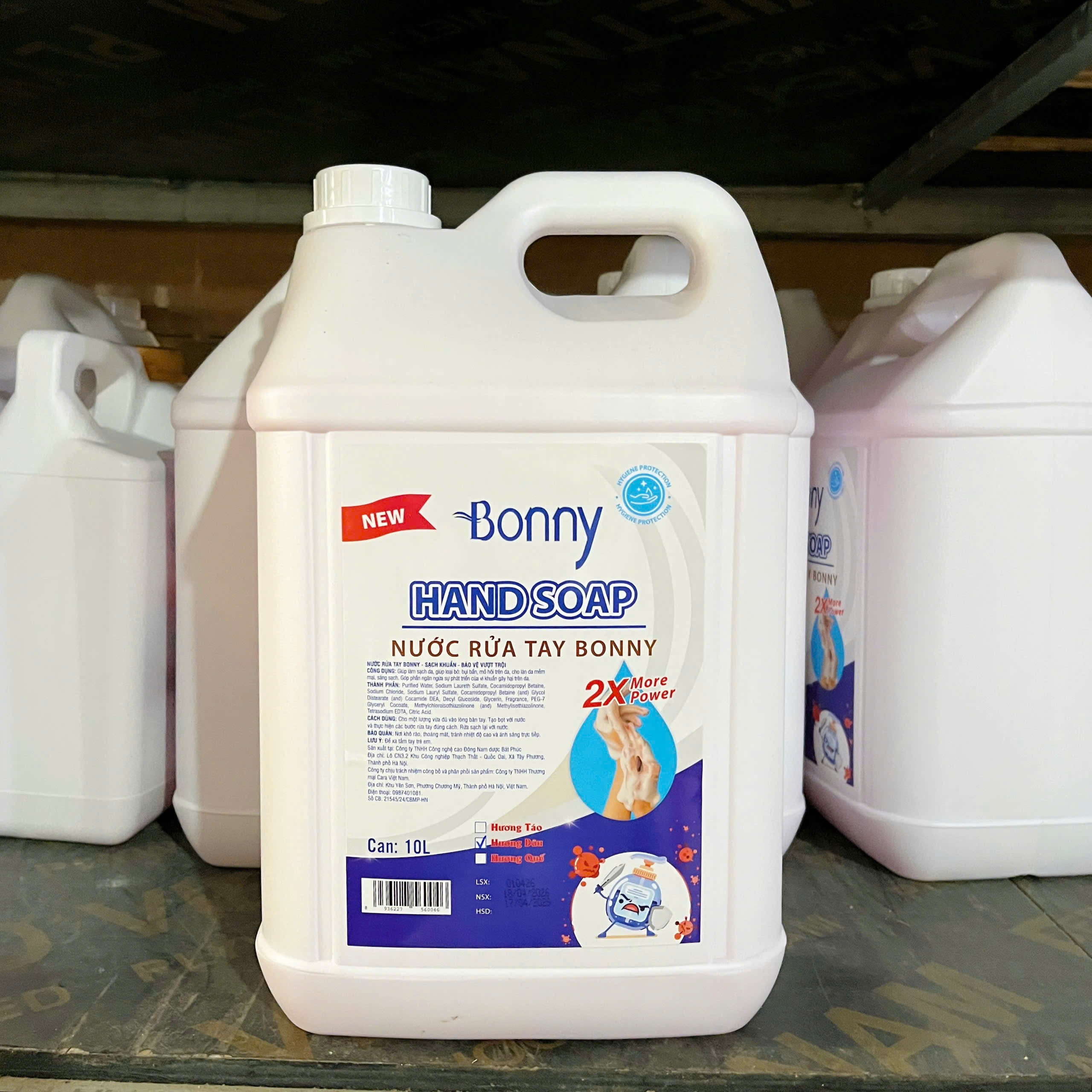 Can nước rửa tay Bonny