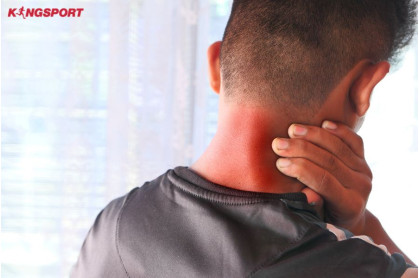 GIẢI ĐÁP THẮC MẮC: BẺ CỔ KÊU RẮC RẮC CÓ HẠI KHÔNG?