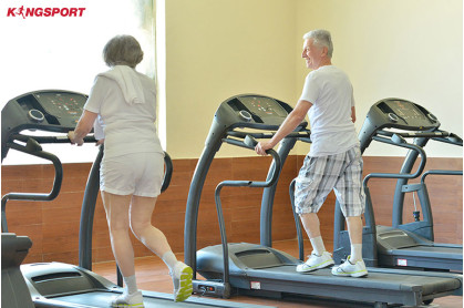 5 LƯU Ý KHI CHỌN MÁY CHẠY BỘ CHO NGƯỜI GIÀ