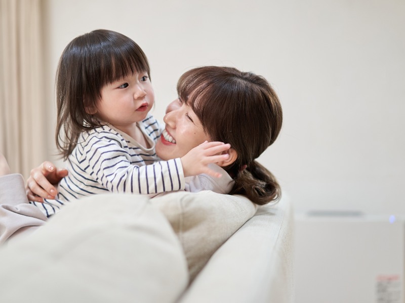 trẻ em thích đồ công nghệ, đồ chơi công nghệ