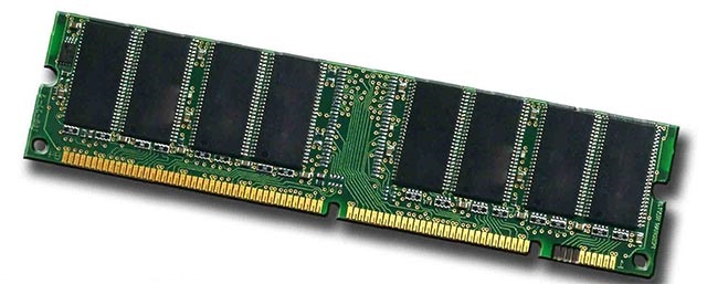 SDRAM (Synchronous Dynamic Random Access Memory)