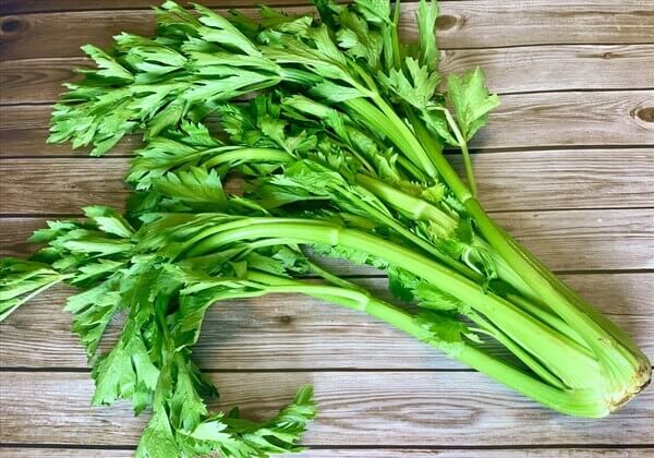 Ba cách sử dụng cần tây tốt cho sức khỏe