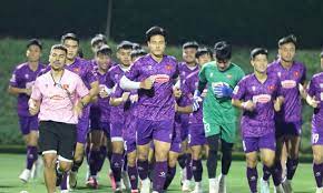 U23 Việt Nam tập quá nửa đêm, làm quen múi giờ mới