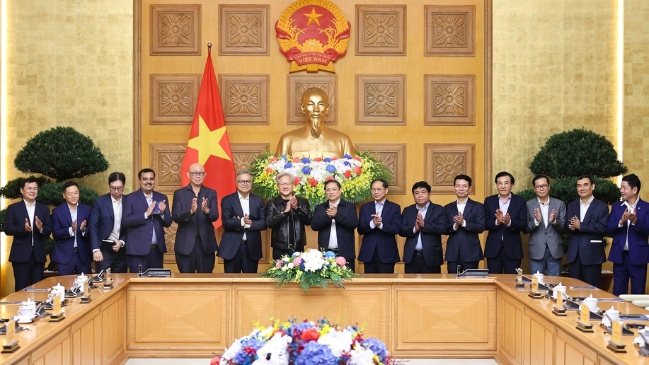 Tập đoàn sản xuất chip đắt giá nhất hành tinh muốn lập trung tâm tại Việt Nam