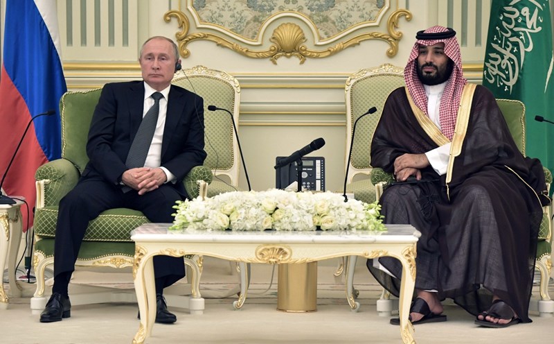 Tổng thống Nga Putin đến Ả-rập Xê-út bàn chuyện dầu mỏ
