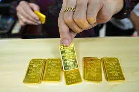 Từ hôm nay, SJC và các ngân hàng tham gia bình ổn thị trường vàng