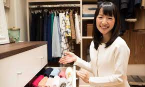 Bỏ túi cách gấp quần áo gọn, chống nhăn nổi tiếng nhất thế giới từ chuyên gia người Nhật