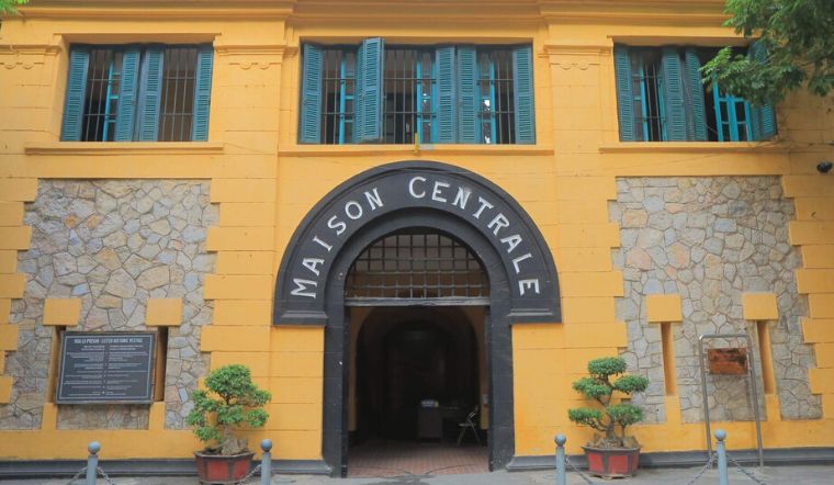 Khám phá ngay hành trình trải nghiệm đầy cảm xúc cùng Nhà tù Hỏa Lò – Hà Nội