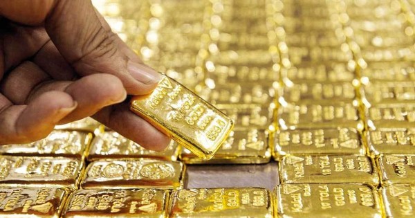 Giá vàng SJC phá vỡ mọi kỷ lục, hơn 75 triệu đồng/lượng