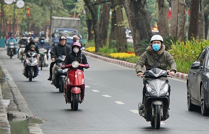 Miền Bắc nắng nóng, nhiệt độ tại Hà Nội lên bao nhiêu trước khi đón không khí lạnh?