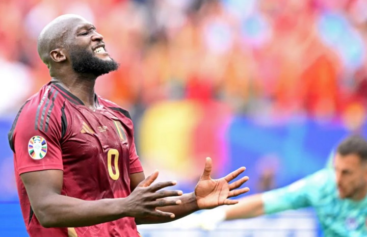Lukaku gây thất vọng, đội tuyển Bỉ thua sốc