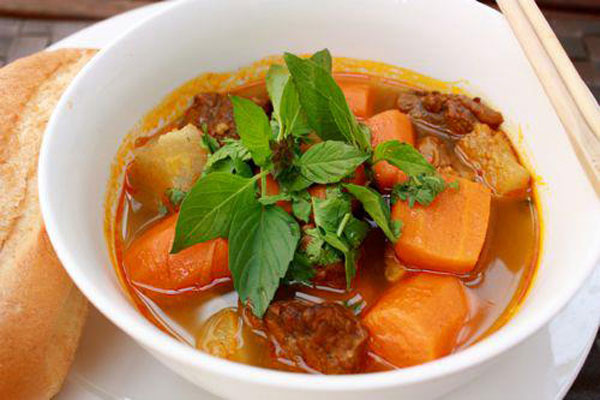Cách nấu bò kho ngon, đơn giản, cực chuẩn vị ai cũng khen ngon