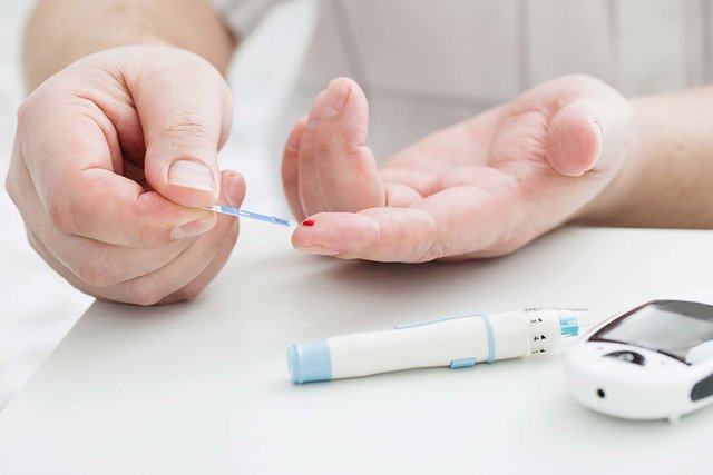 Người bị tiểu đường nên và không nên ăn gì?