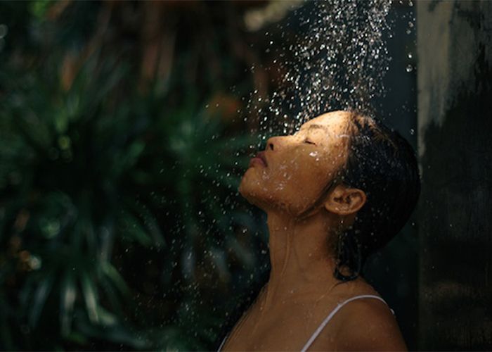 Tắm gội tưởng 'thường thôi' nhưng chớ phạm những sai lầm này