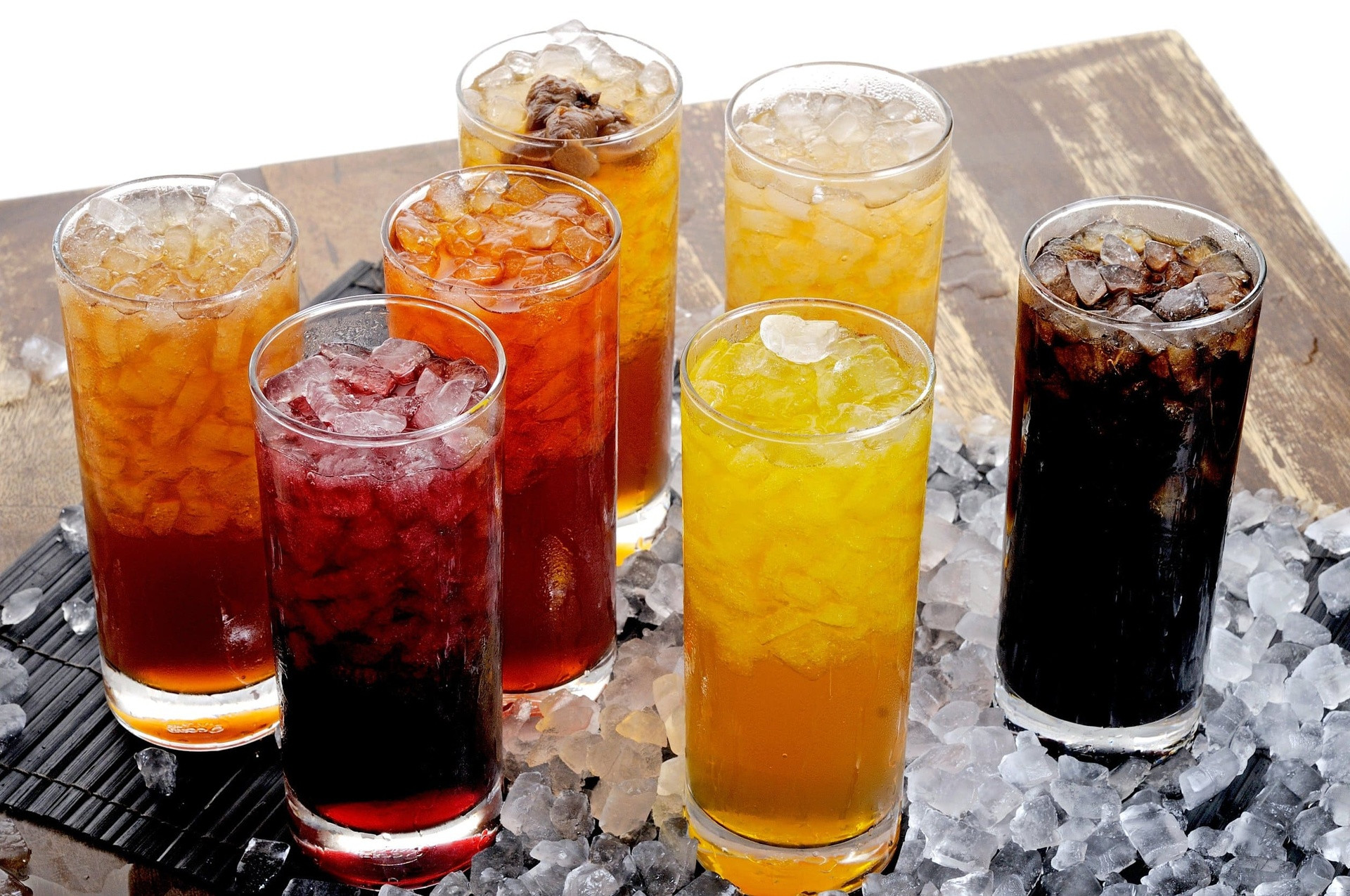 Những loại thức ăn, nước uống ảnh hưởng không tốt đến não bộ