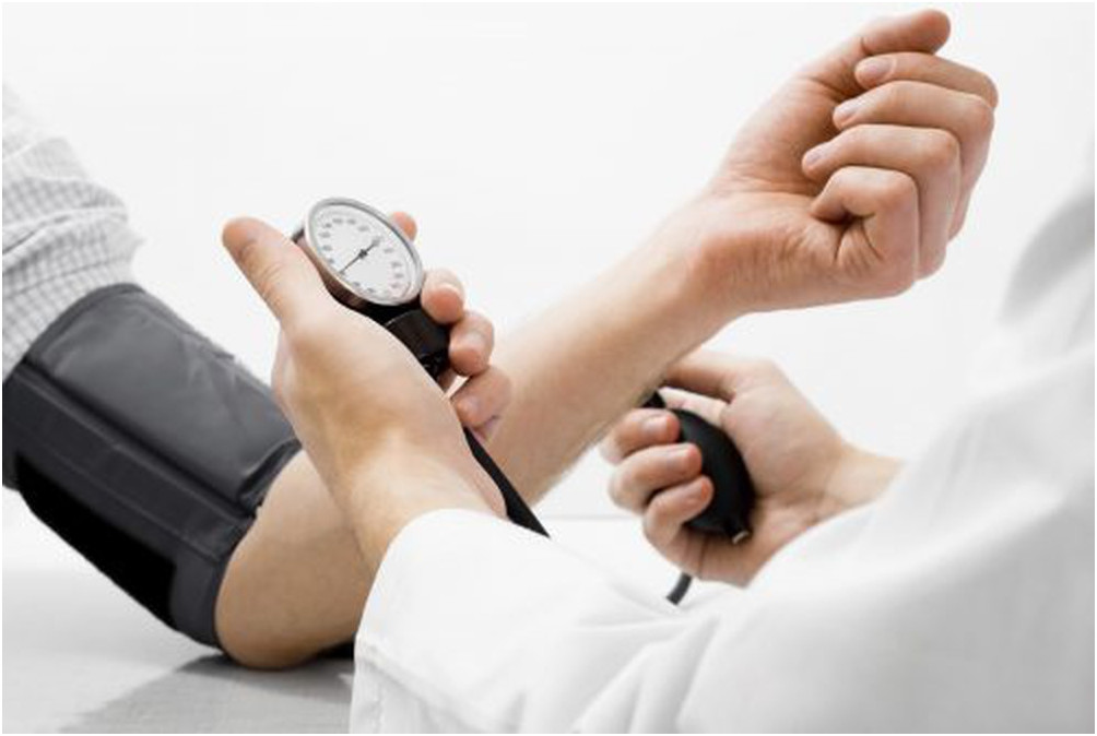 10 nguyên tắc vàng khi uống thuốc huyết áp