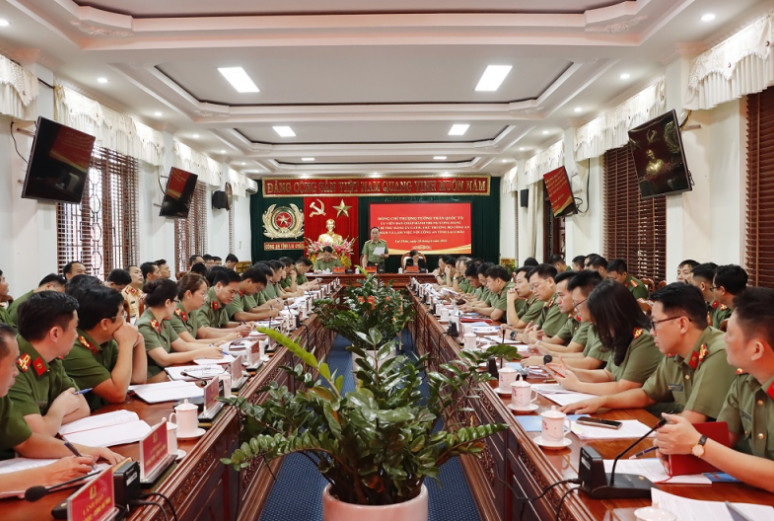 Thứ trưởng Trần Quốc Tỏ thăm và làm việc với Công an tỉnh Lai Châu