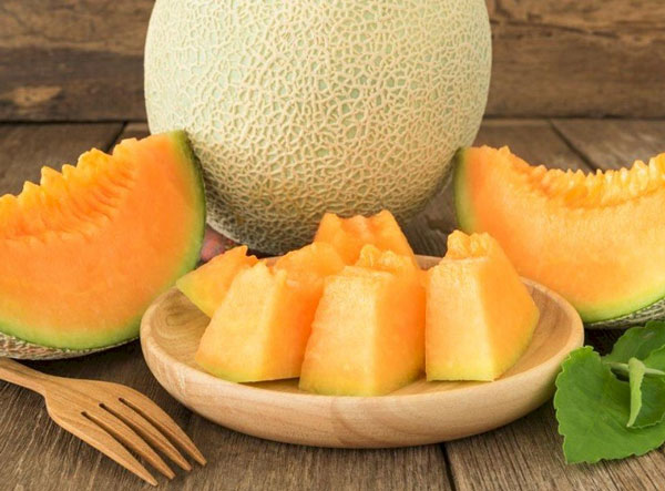  Cách trang trí dưa lưới đẹp mẫu 6